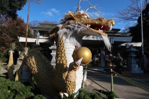 まんのう町【大宮神社】本格的な出来栄え！“辰オブジェ”